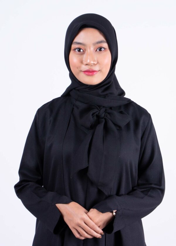 Raven Hijab – Black – Kerudung Segi Empat Bahan Adem Dengan Pita